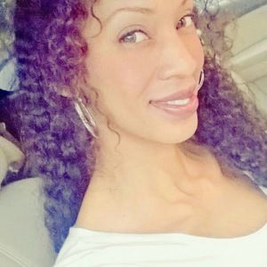 Meet your Posher, Kendra